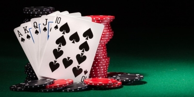 Cách đánh poker luôn thắng mọi ván bài với 85% xác suất